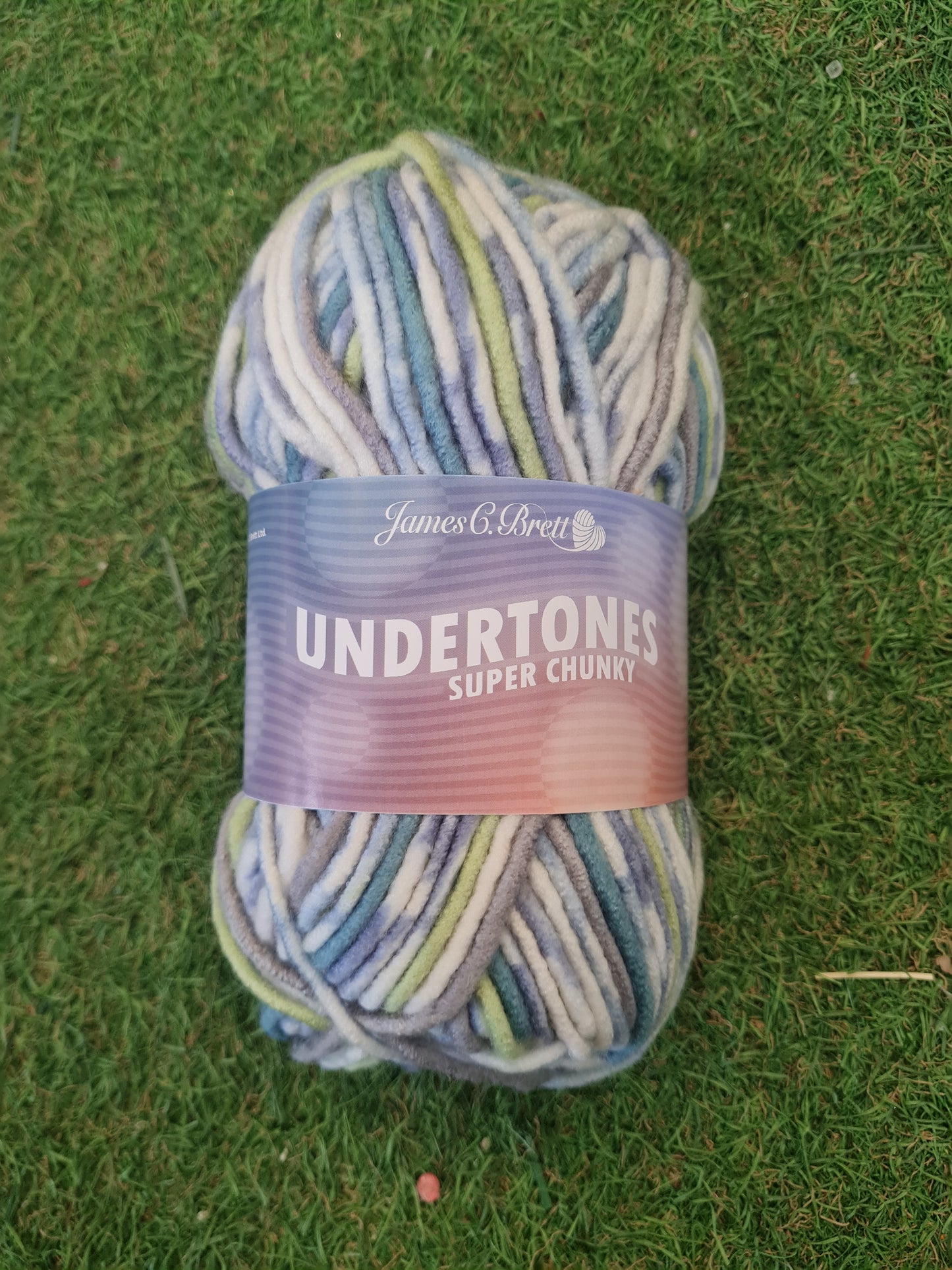 James C Brett Undertones Super Chunky Wool 100g - UT07 Waterfall