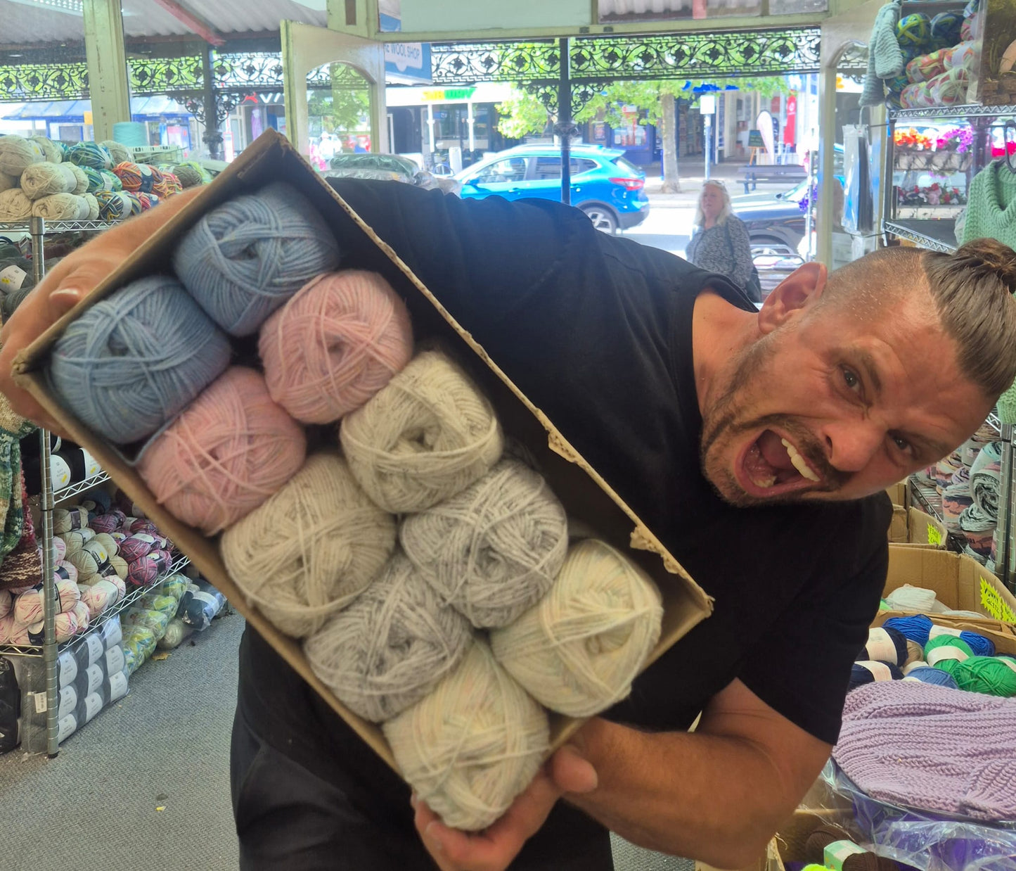 Woolcraft New Fashion Double Knit Selection Box (Tweed) - DELIVERY INCLUDED!