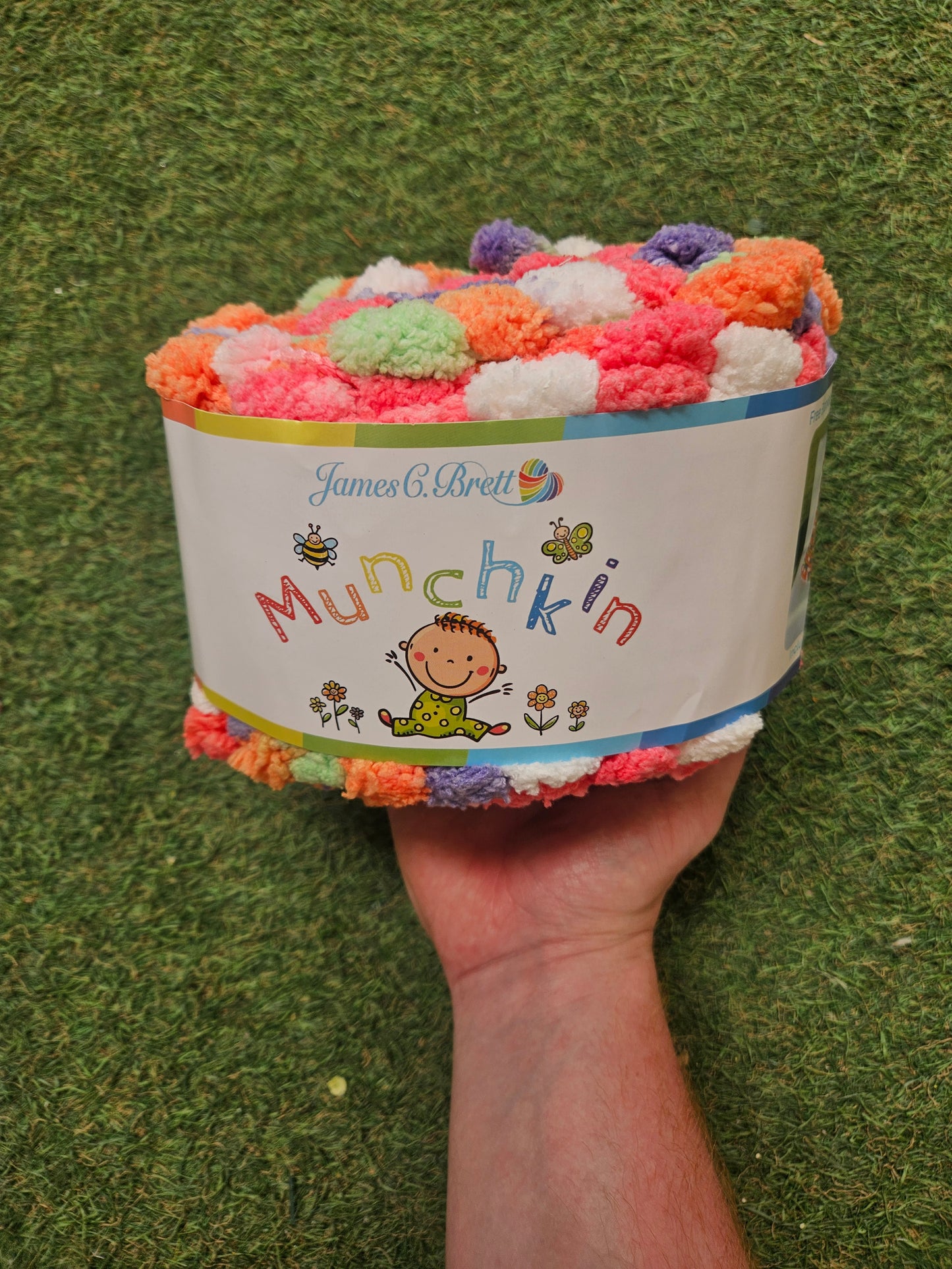 James C Brett Munchkin MK04 200g