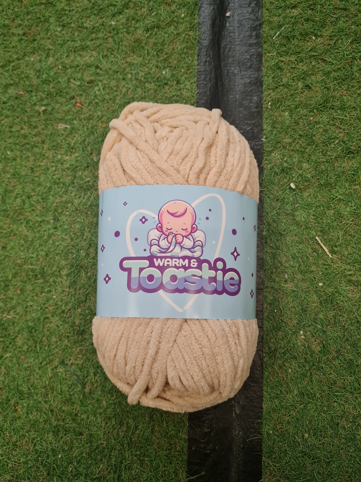 King Cole Warm and Toastie Wool 200g - Natural 5982
