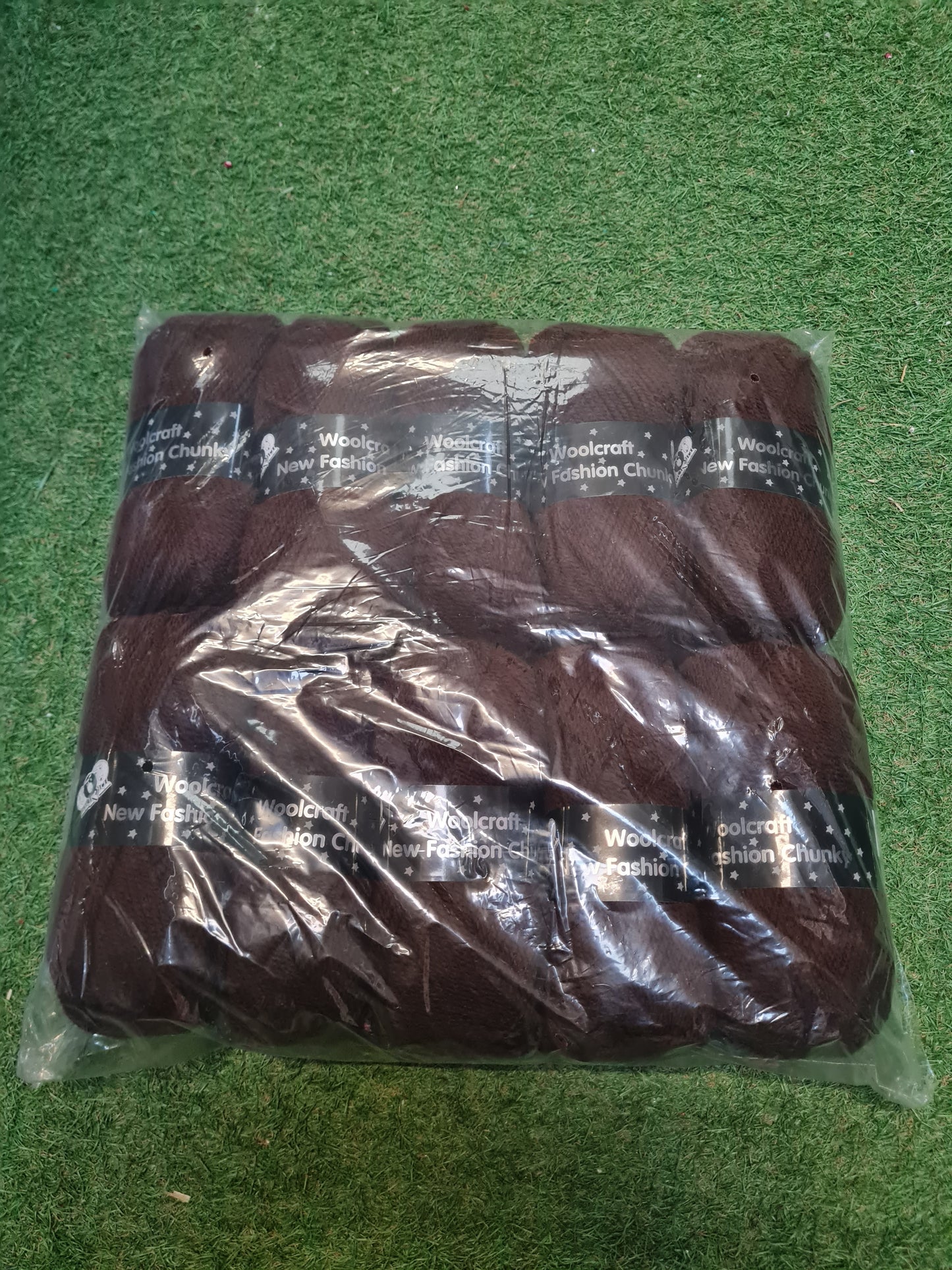 SPECIAL OFFER DELIVERY INCLUDED - 10x Woolcraft New Fashion Chunky Wool, Chocolate (Shade 192)
