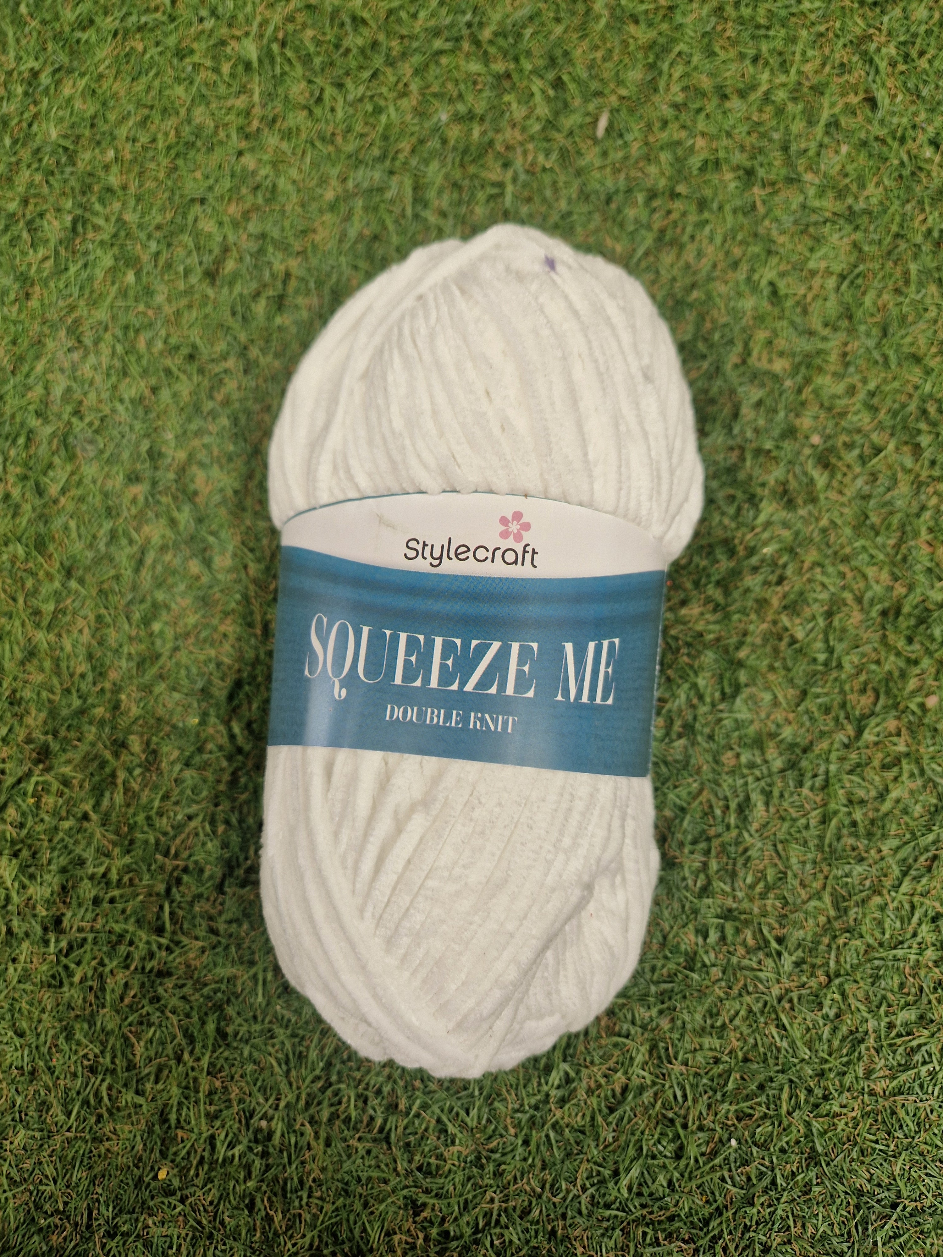 Stylecraft Squeeze Me White 5600