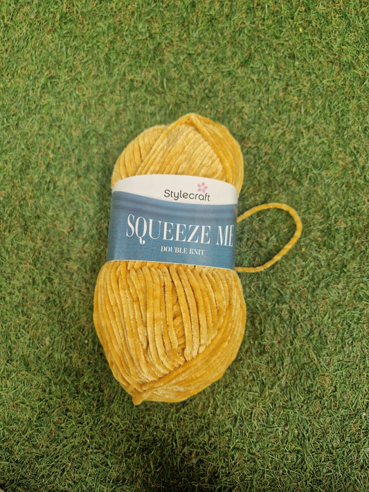 Stylecraft Squeeze Me Golden Yellow 5618