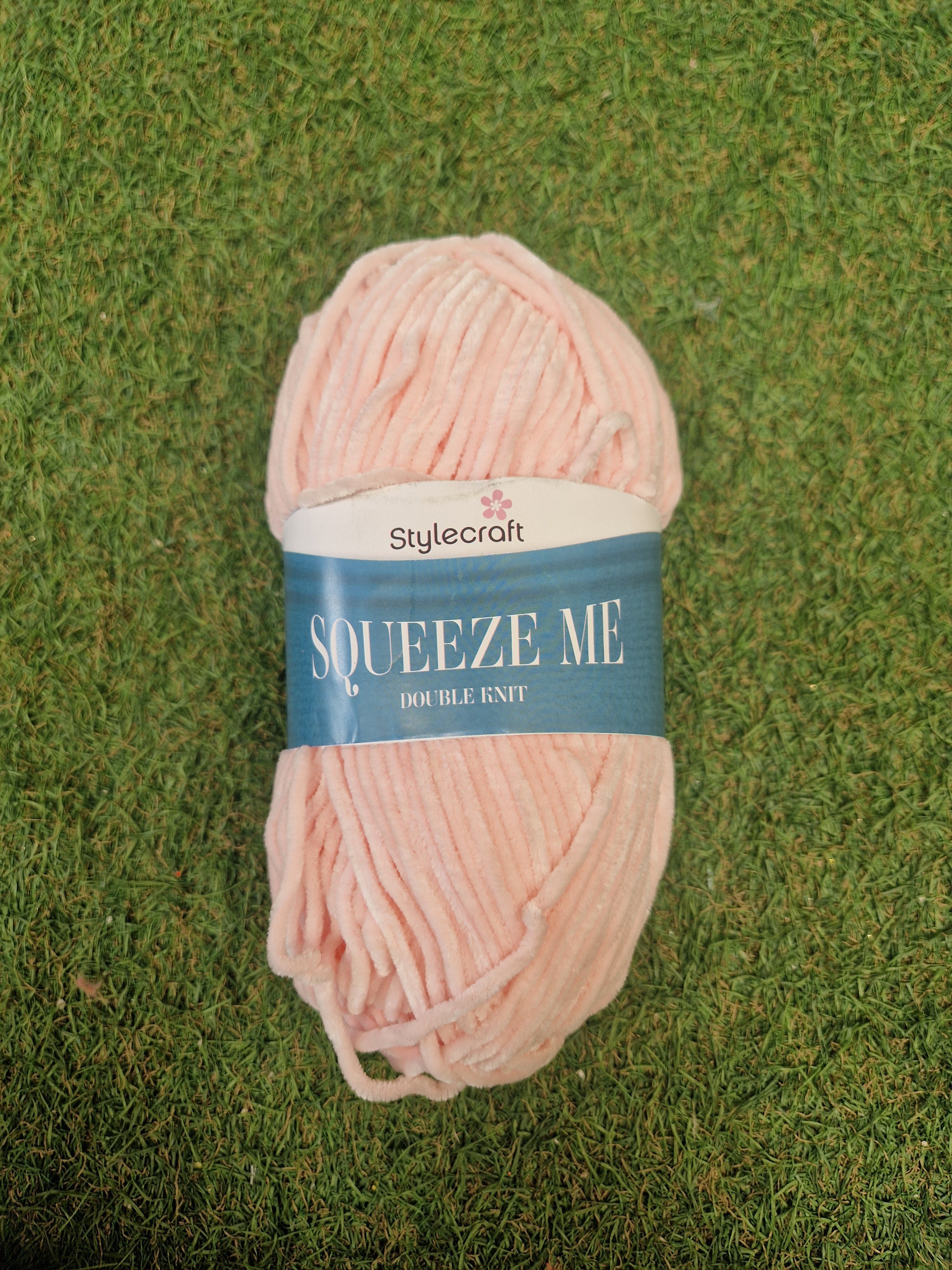 Stylecraft Squeeze Me Pale Pink 5616
