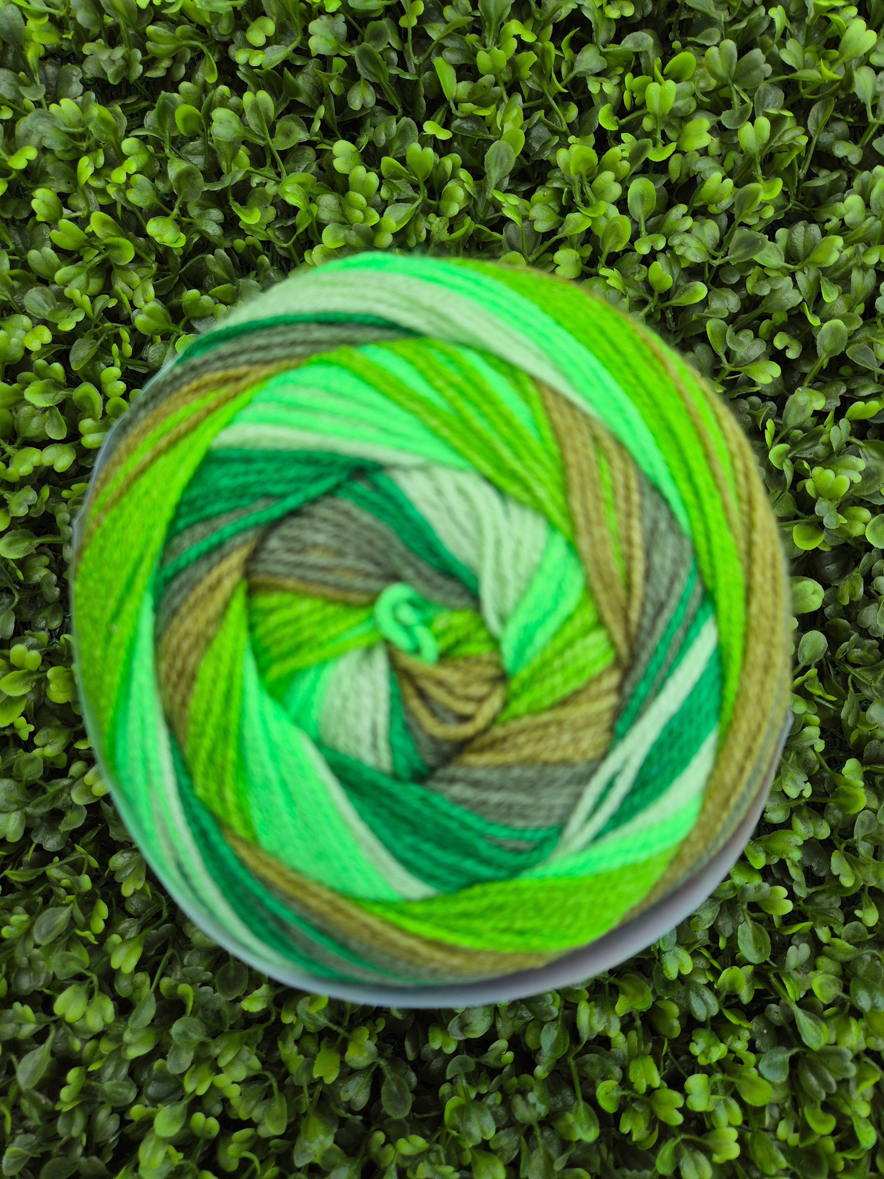 James C Brett Swurlywurly DK SRL07 Spring Greens