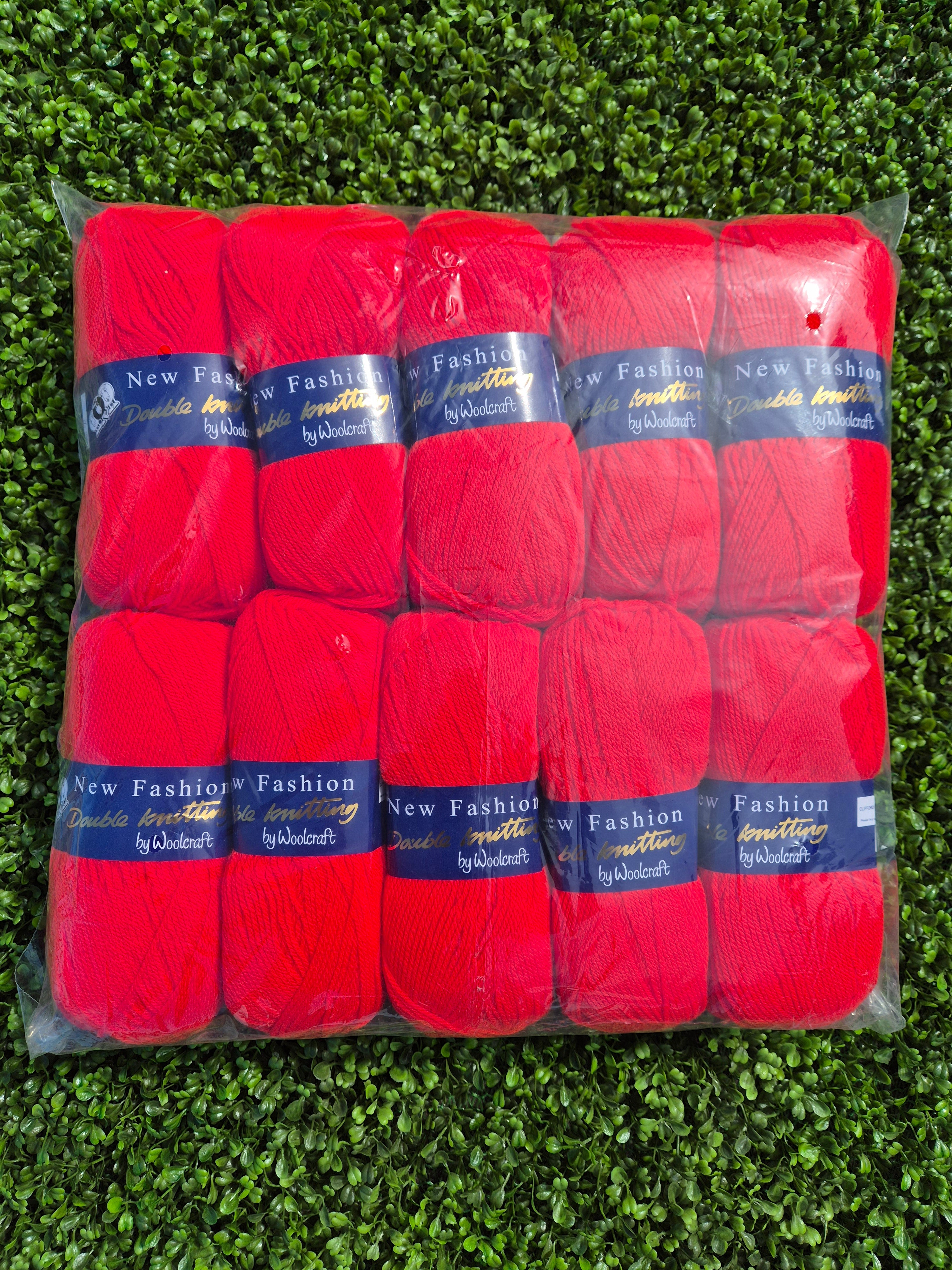 Special Offer INCLUDING POSTAGE - 10 x 100g New Fashion Double Knit Matador Red 160