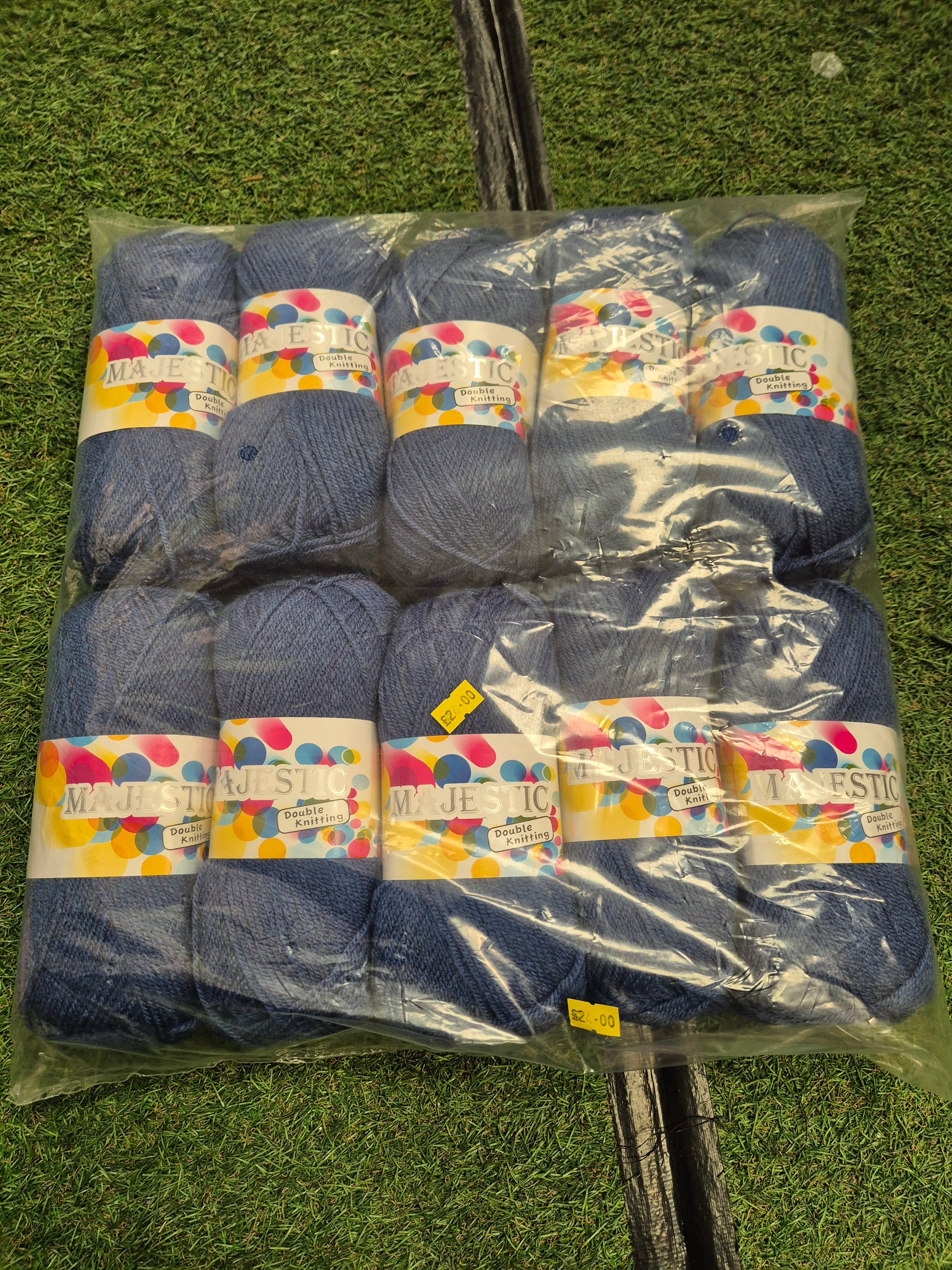 Majestic Dk 10 x 100g FREE POSTAGE Blue