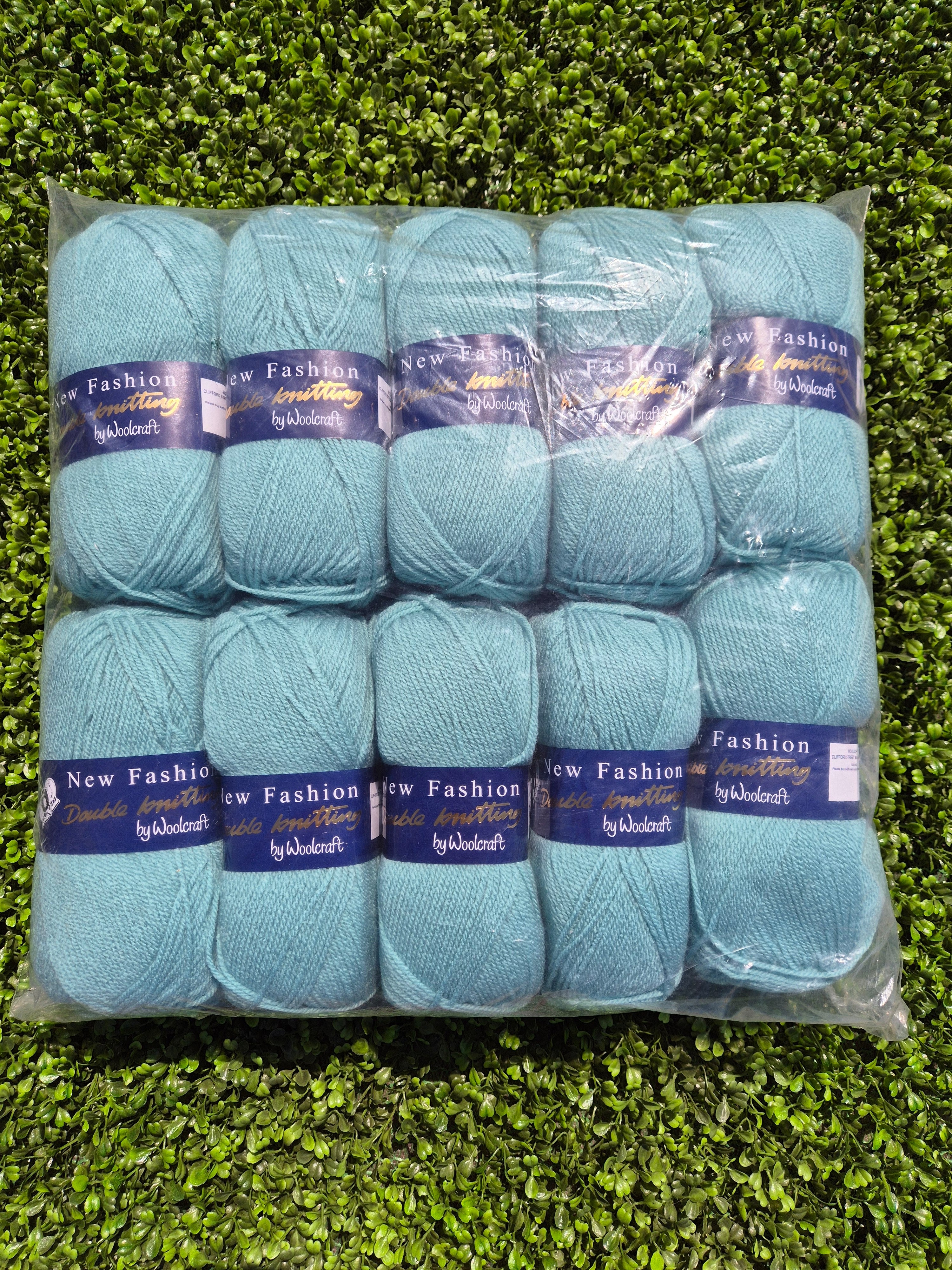 Special Offer INCLUDING POSTAGE - 10 x 100g New Fashion Double Knit Lagoon 216