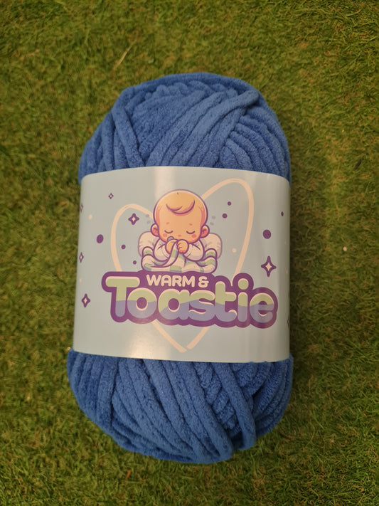 King Cole Warm and Toastie Wool 200g - Royal 5989