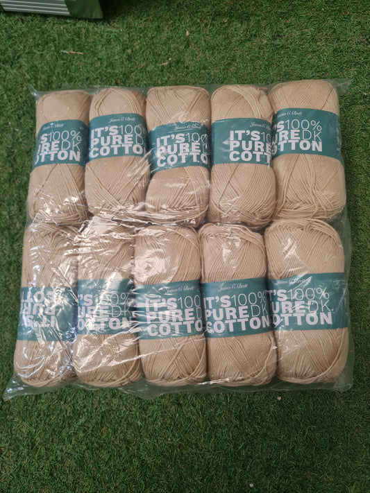 SPECIAL OFFER DELIVERY INCLUDED - 10x Balls It's 100% Pure DK Cotton - Pale Gold IC43