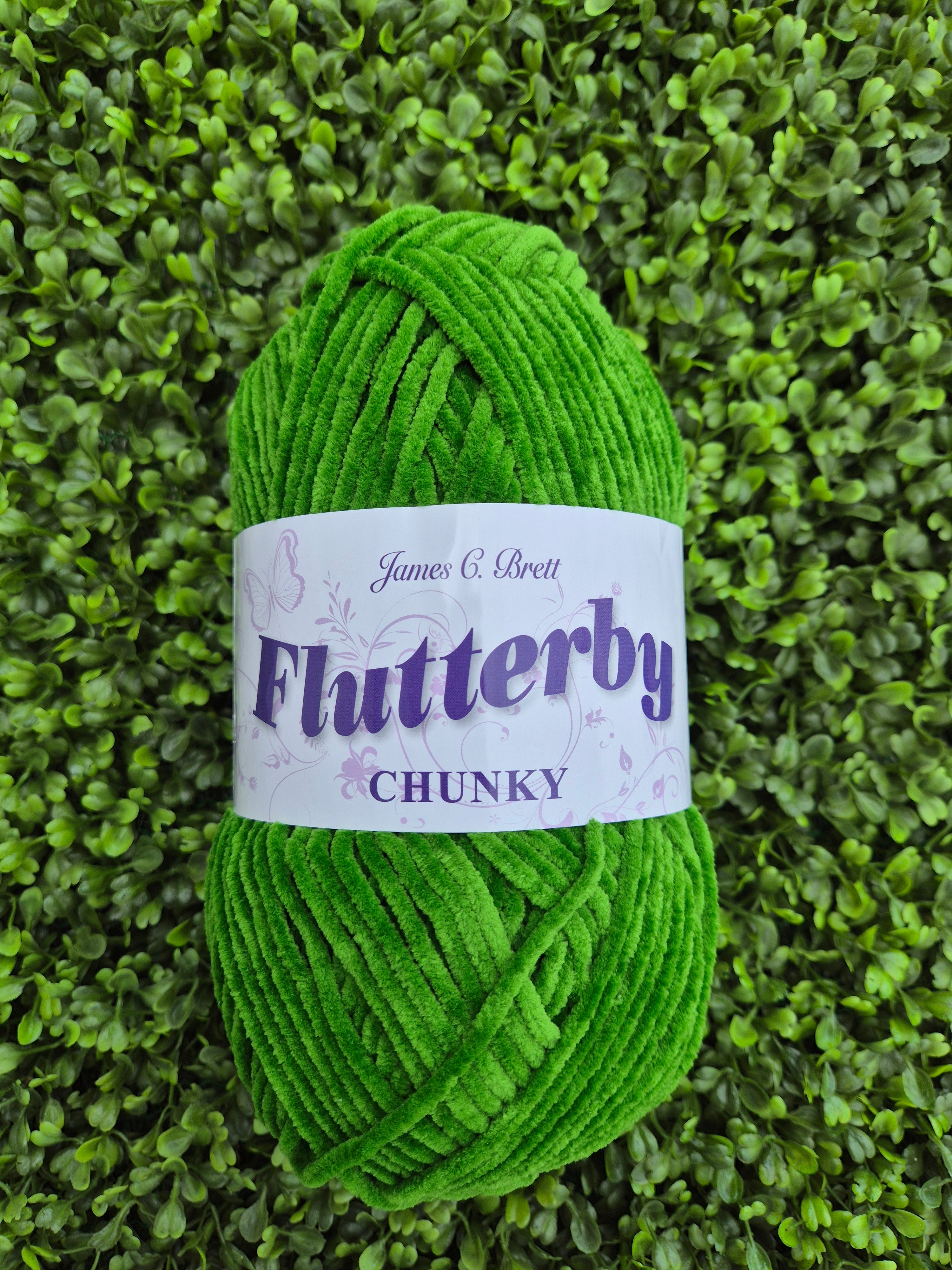James C Brett Flutterby Chunky B48 Green Frog