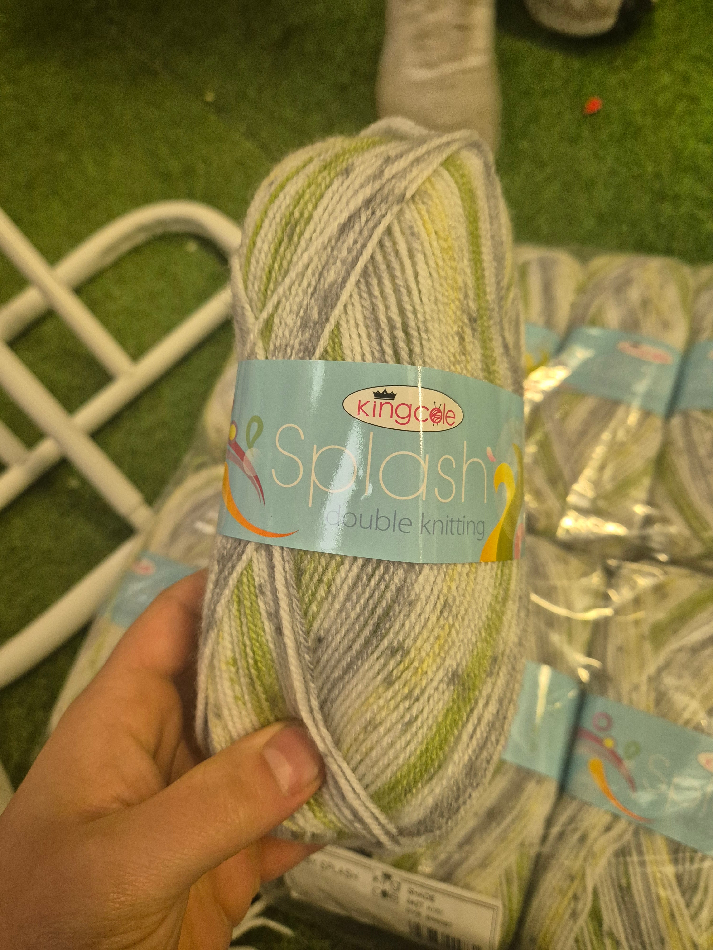 Clearance Bag - King Cole Splash Dk 1.2kg kiwi