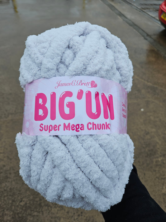 James C Brett 'Big'Un' Super Mega Chunky Wool - 300g (Silver Frost)
