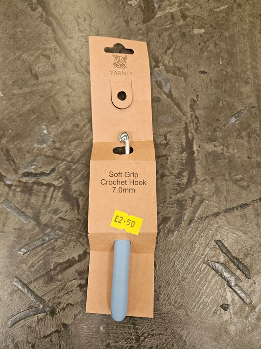 Yarnly Soft Grip Crochet Hook - 7mm