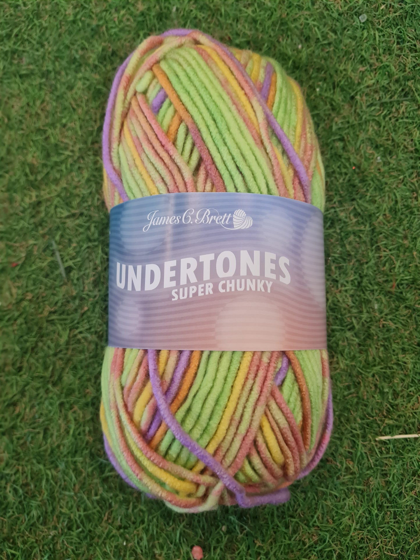 James C Brett Undertones Super Chunky Wool 100g - UT03 Rainbows