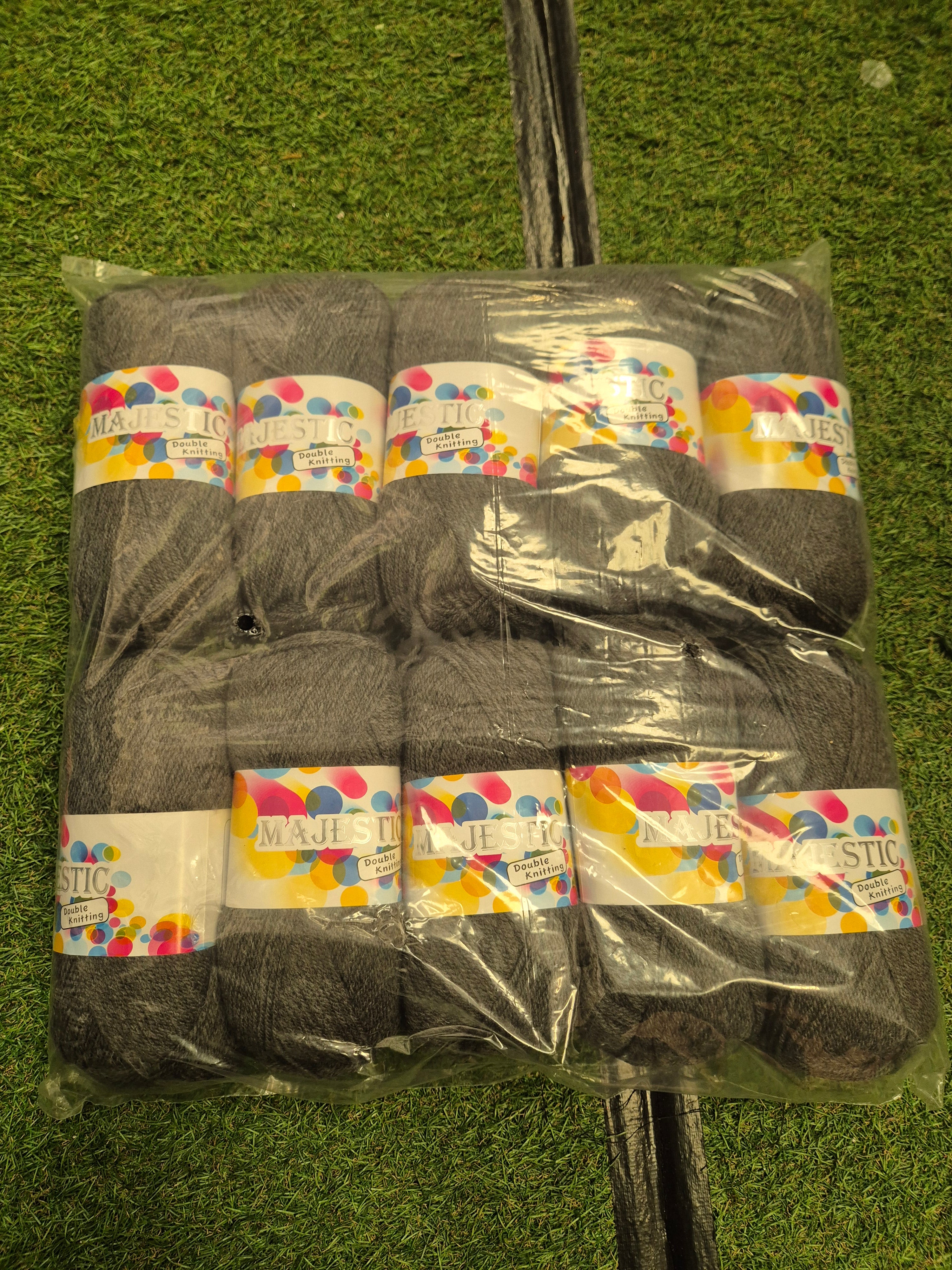 Majestic Dk 10 x 100g FREE POSTAGE Grey