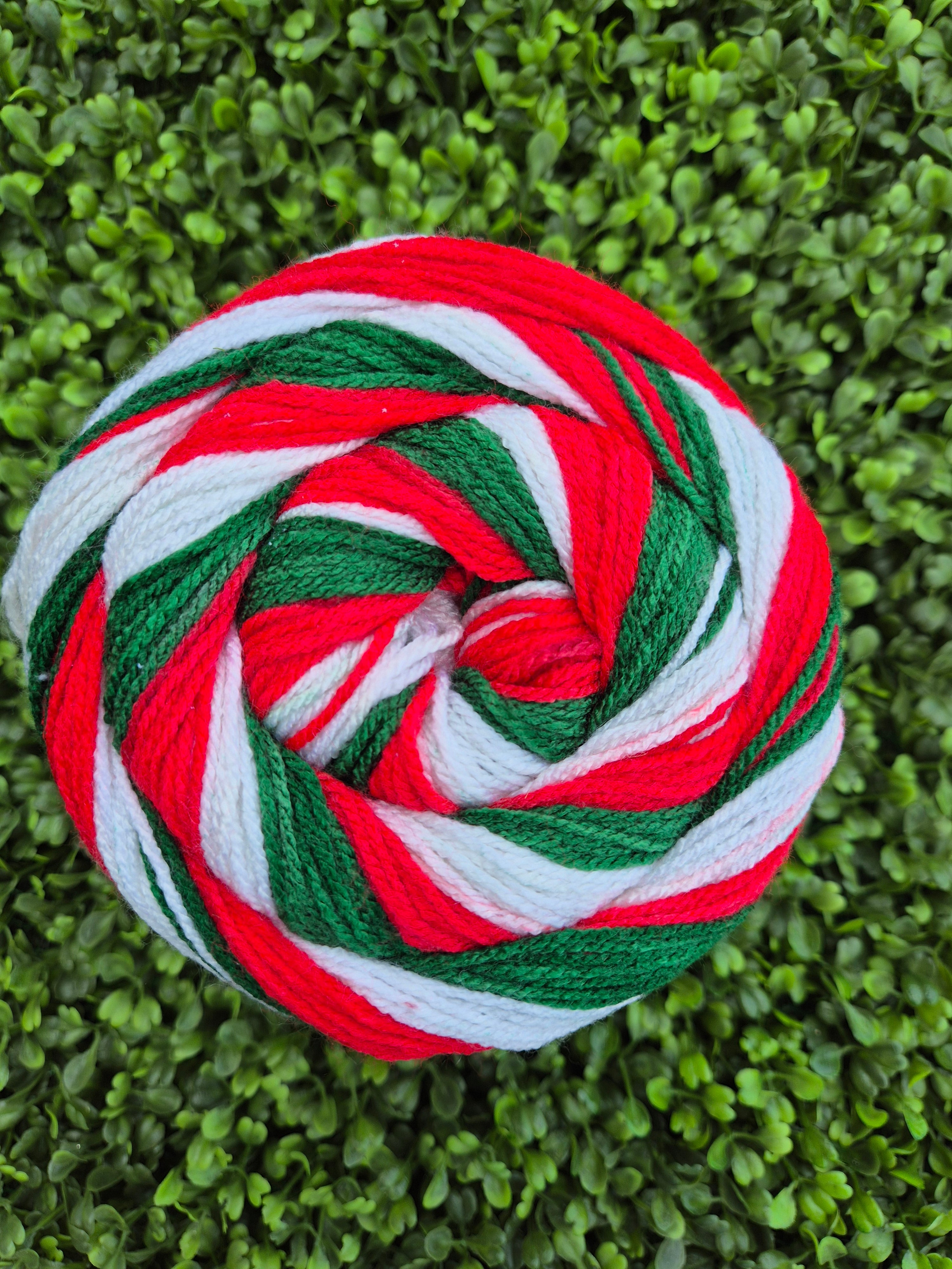 James C Brett Swurlywurly DK SRL08 Christmas Cheer