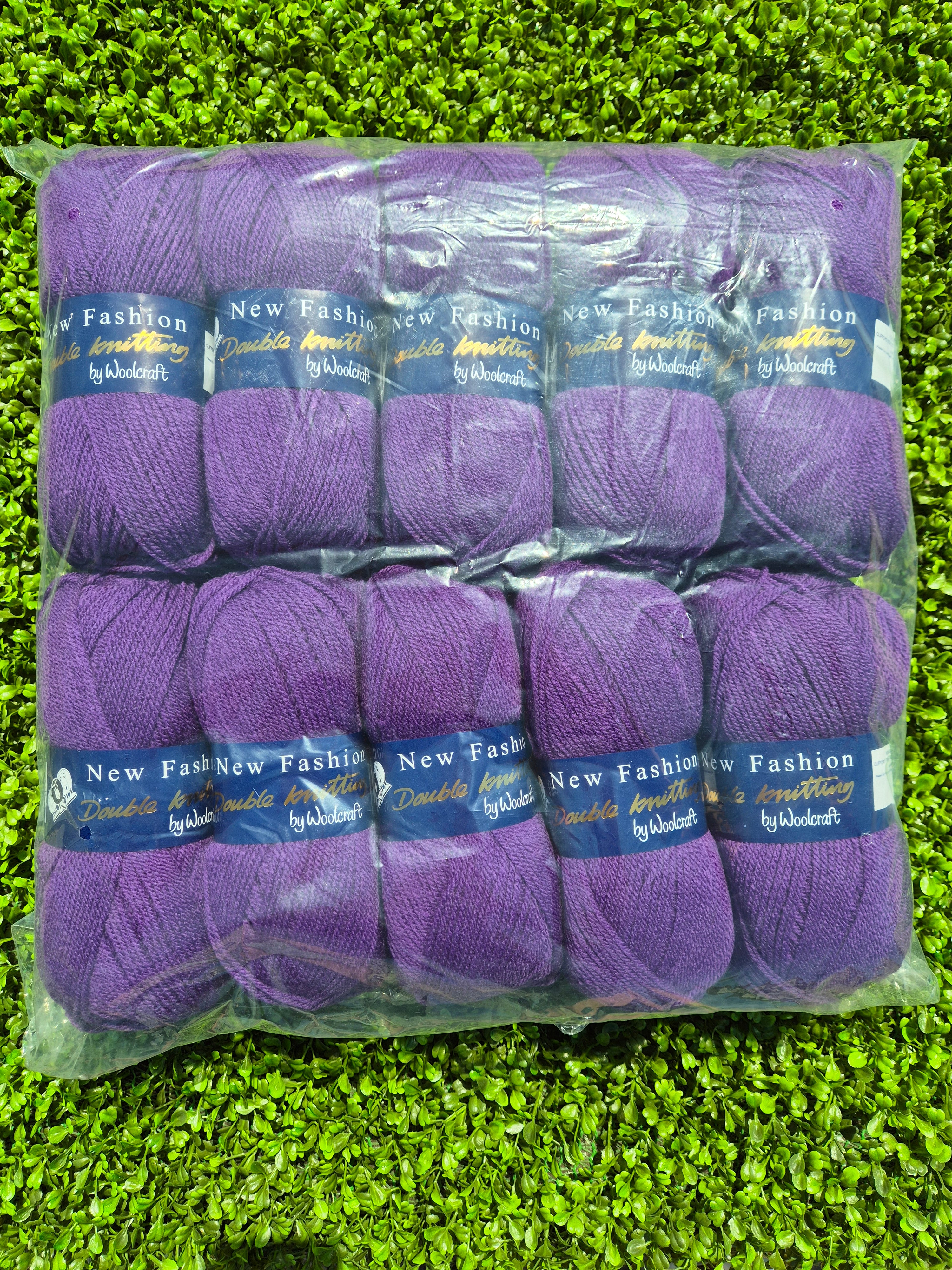 Special Offer INCLUDING POSTAGE - 10 x 100g New Fashion Double Knit Aubergine 725