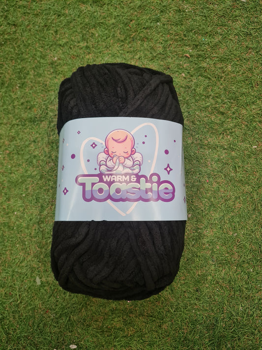 King Cole Warm and Toastie Wool 200g - Black 5993