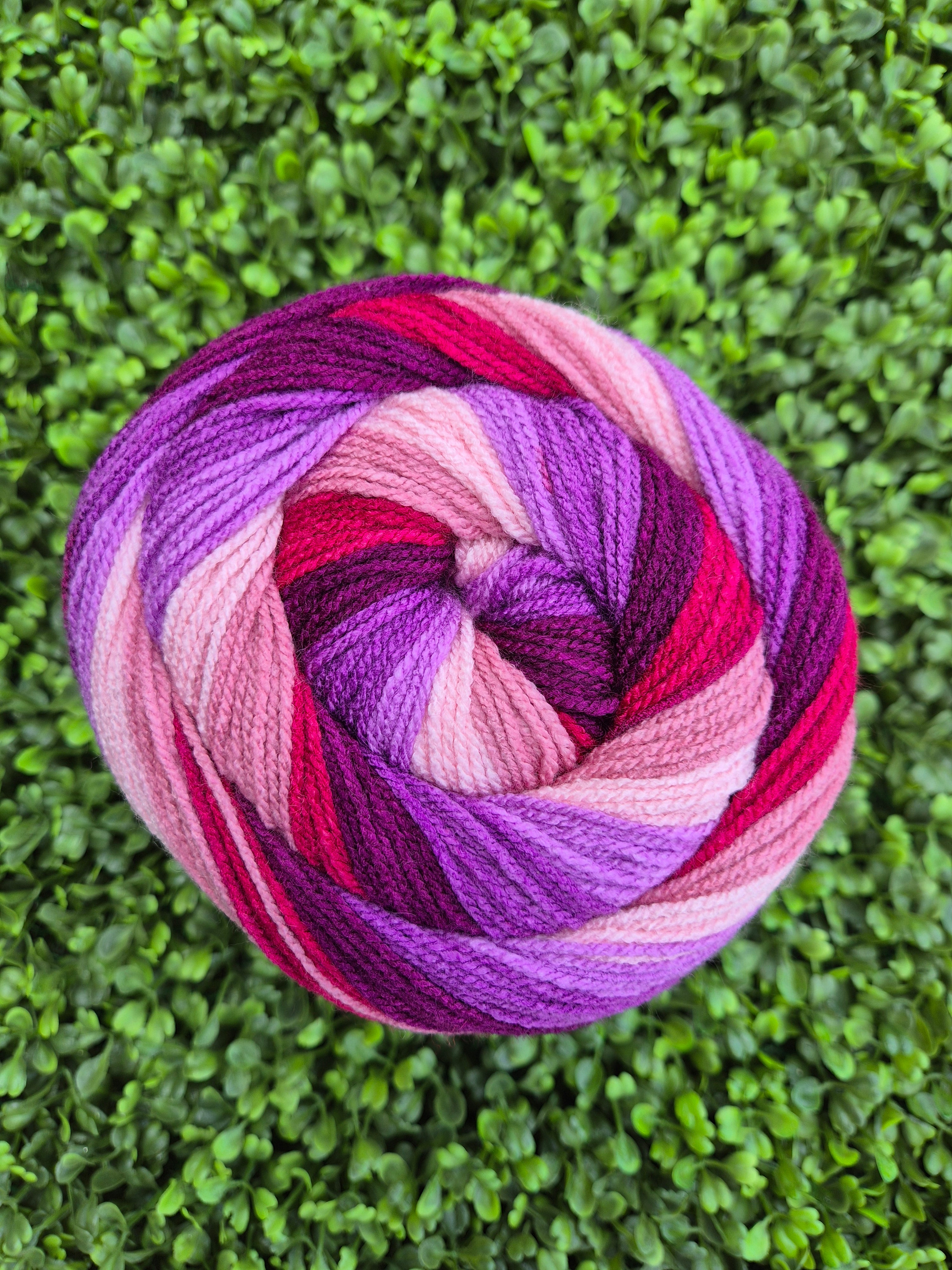 James C Brett Swurlywurly DK SRL03 Wild Berries