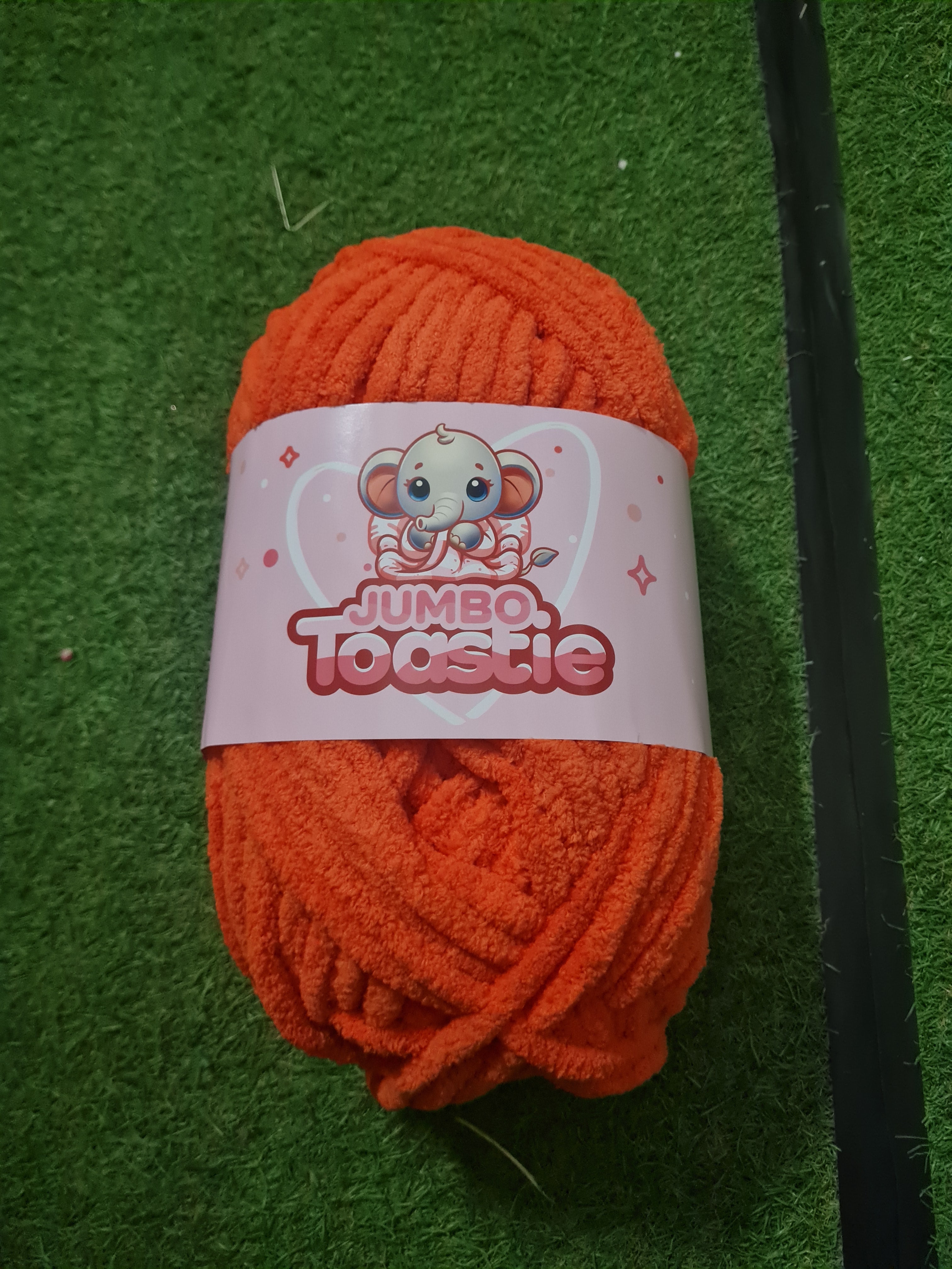 King Cole Jumbo Toastie Wool 400g - Coral 6455