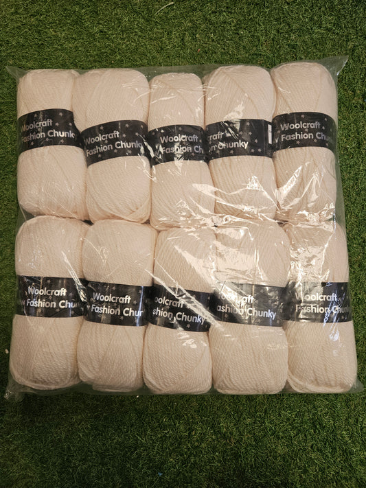 SPECIAL OFFER - DELIVERY INCLUDED 10x Woolcraft New Fashion Chunky 100g (Cream)