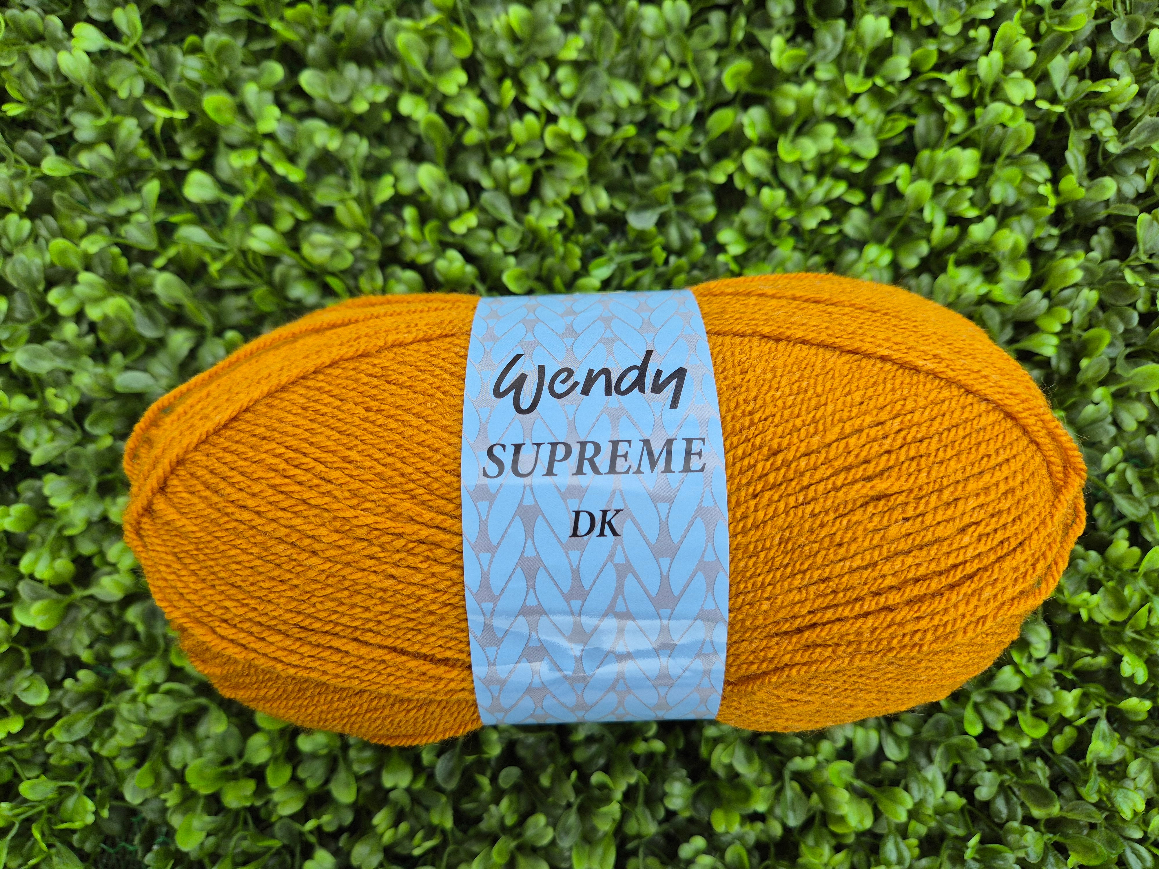 Wendy Supreme DK - Gold WD23