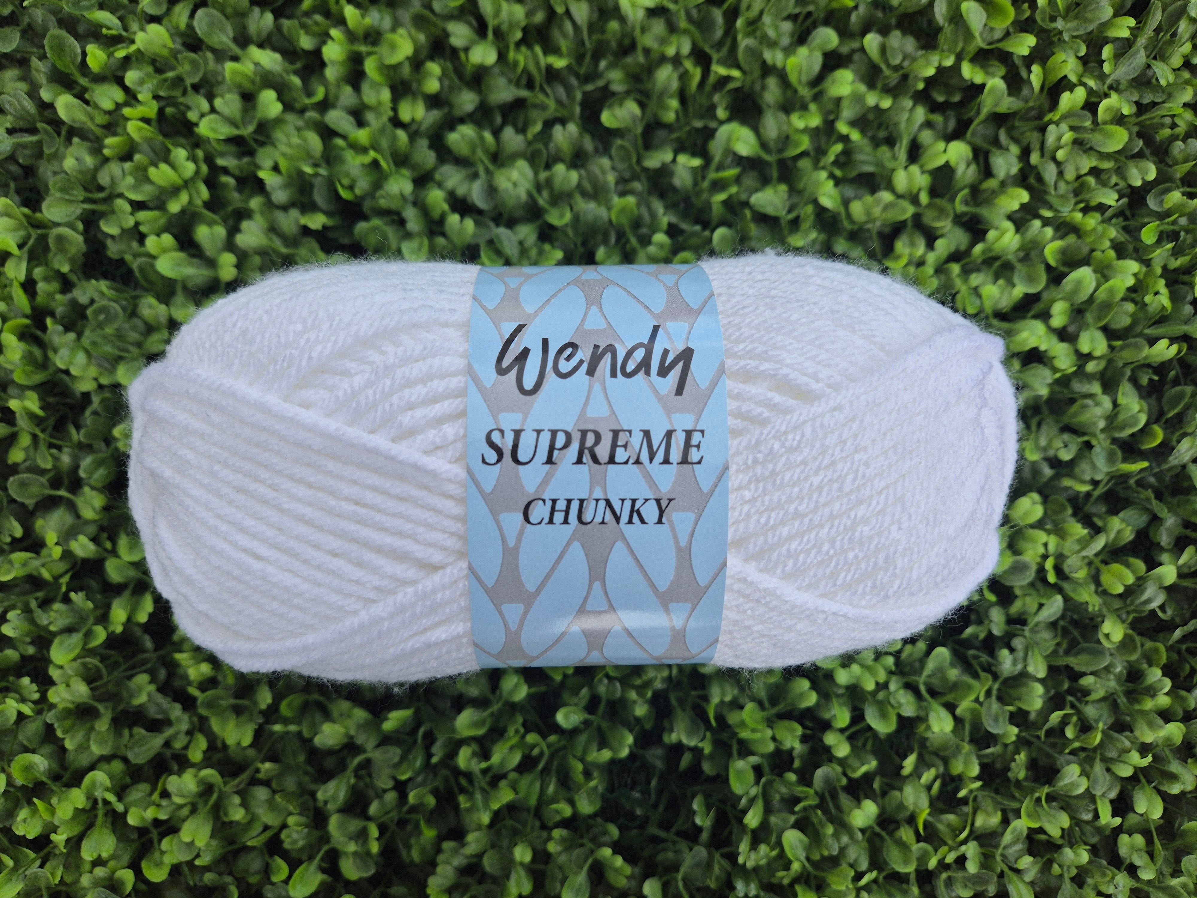 Wendy Supreme Chunky - White SK01