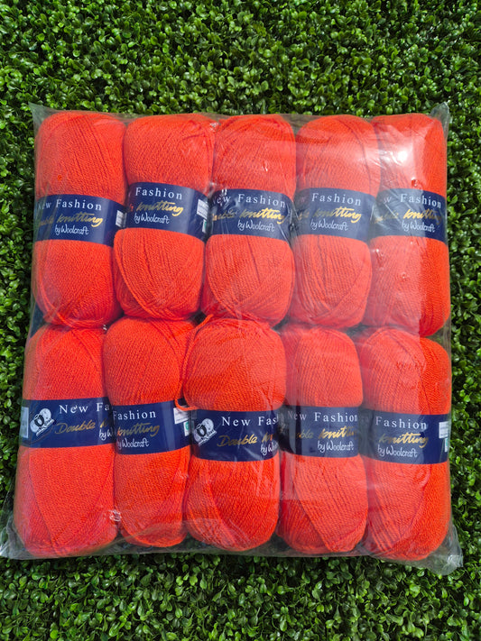Special Offer INCLUDING POSTAGE - 10 x 100g New Fashion Double Knit Blaze 180