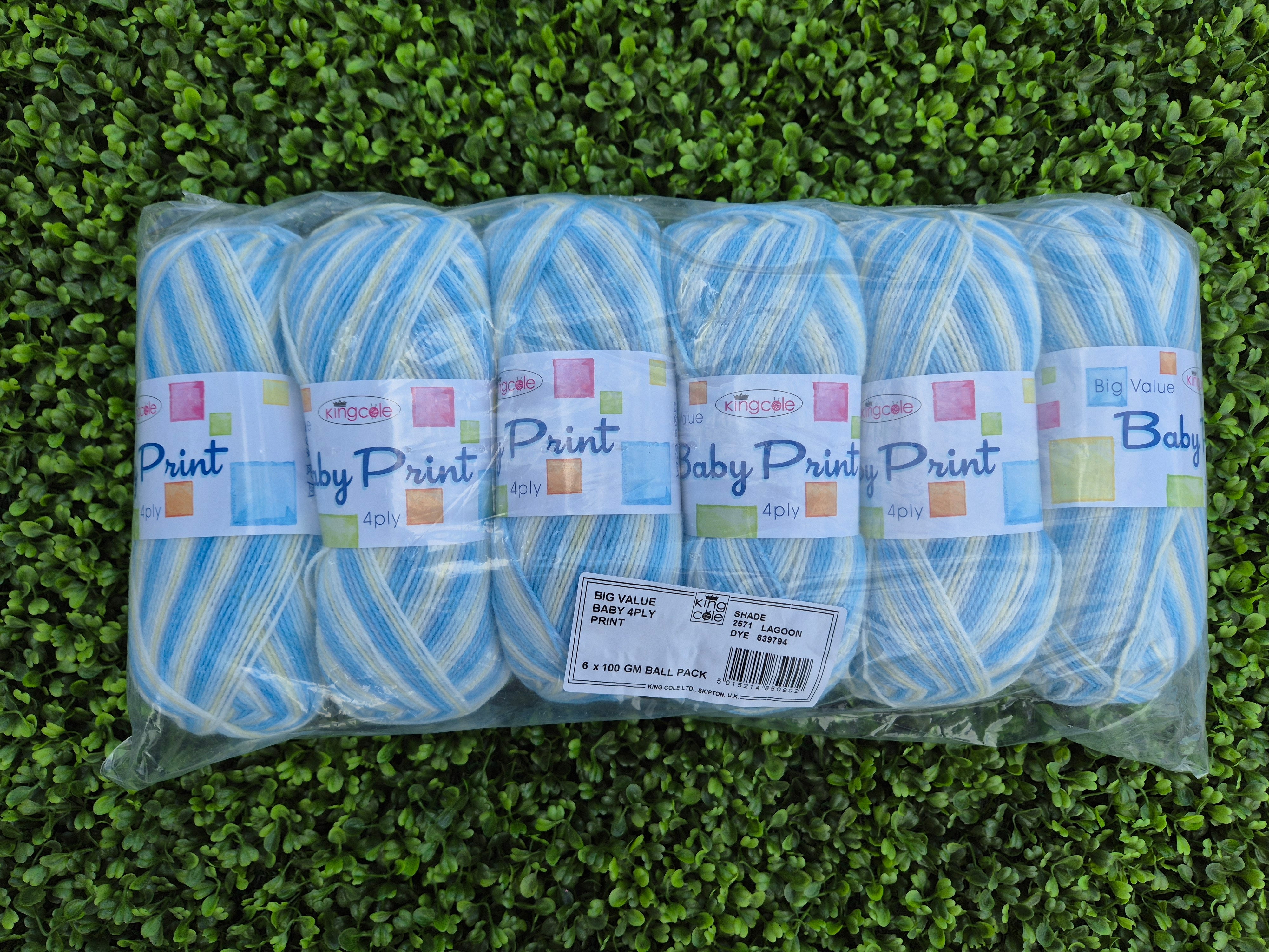 ****Free Postages**** Clearance Bag of 6 - King Cole Baby print 4ply Blue stripe