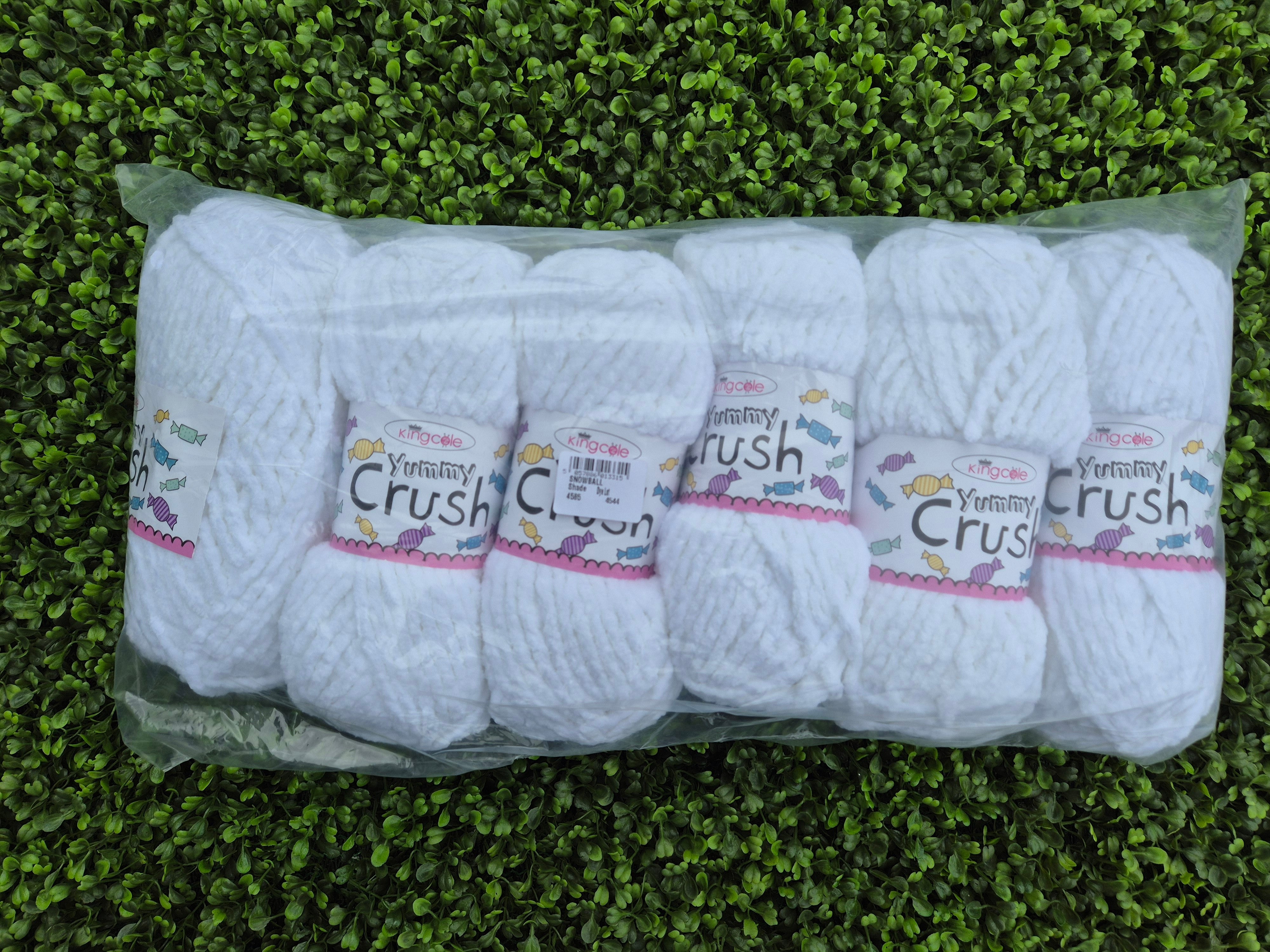*****PACK OF 6 ONLY £15**** King Cole Yummy Crush colour: 4585 Snowball lot: 4544