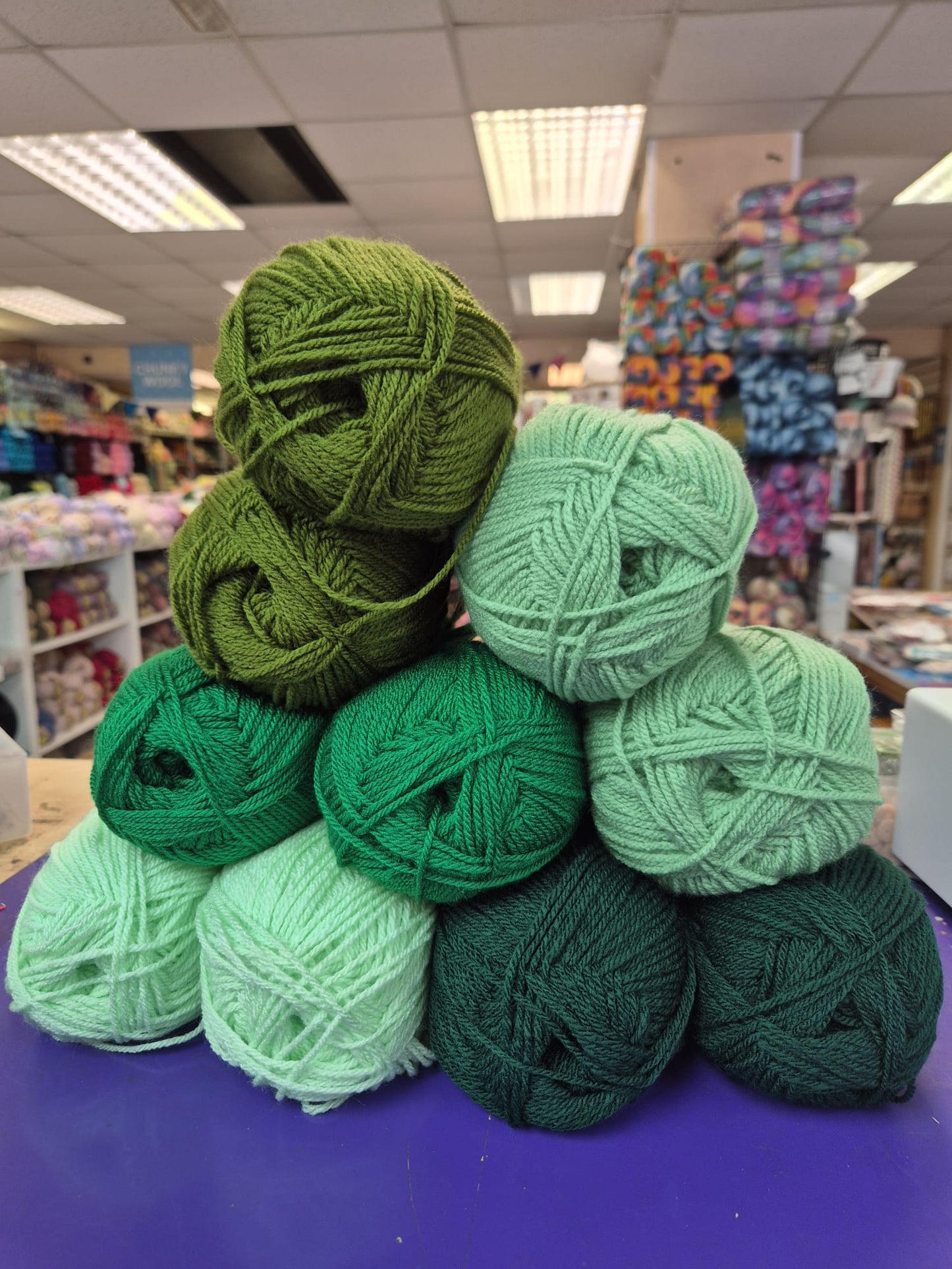 Woolcraft New Fashion Double Knit Selection Box (The Ricky Bundle) - DELIVERY INCLUDED!