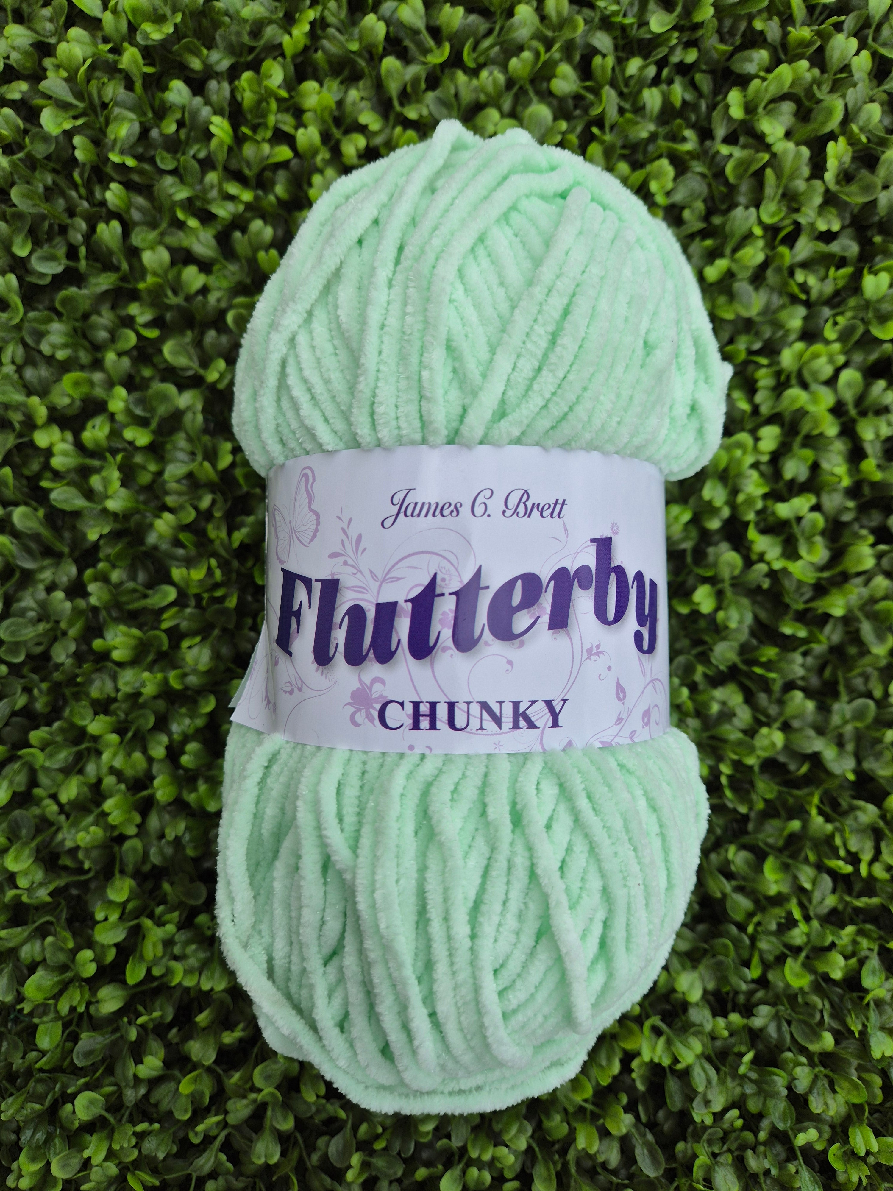 James C Brett Flutterby Chunky B72 Frosty Leaves (Sparkle)
